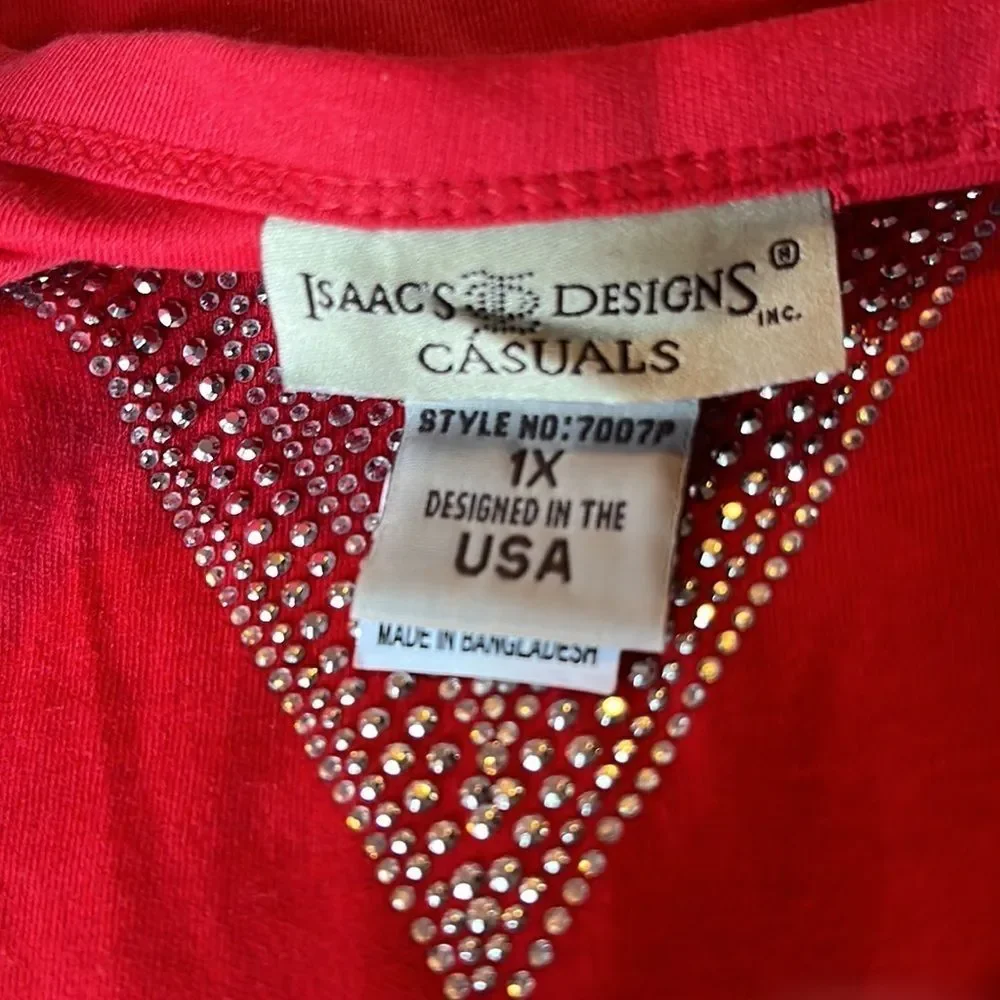 Isaac’s Designs Casuals Women’s Red 3/4 Sleeve Top 1X Crystal Embellishments